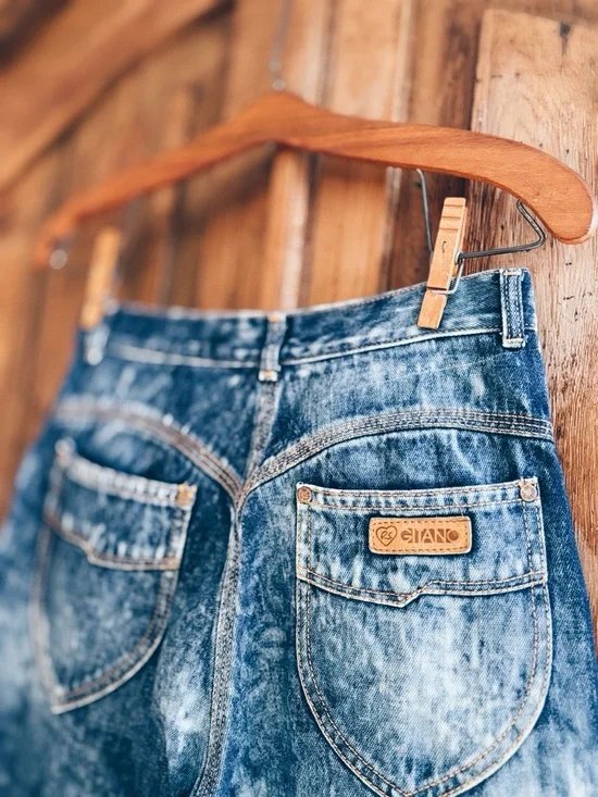 One-of-a-Kind (OOAK) Vintage Gitano Hand-Stenciled Lace Jeans - Picture 10 of 16